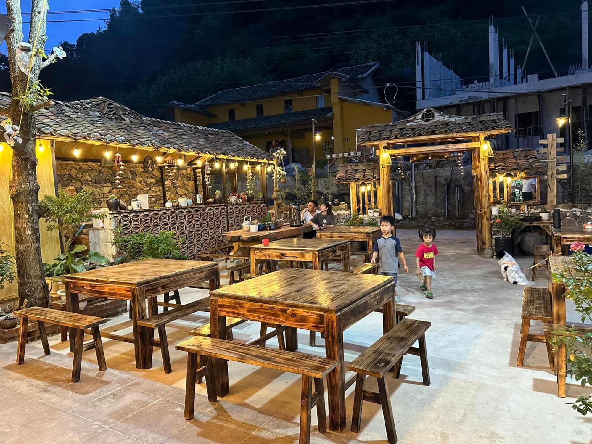 Khoi Homestay And Restaurant Loung Co 外观 照片